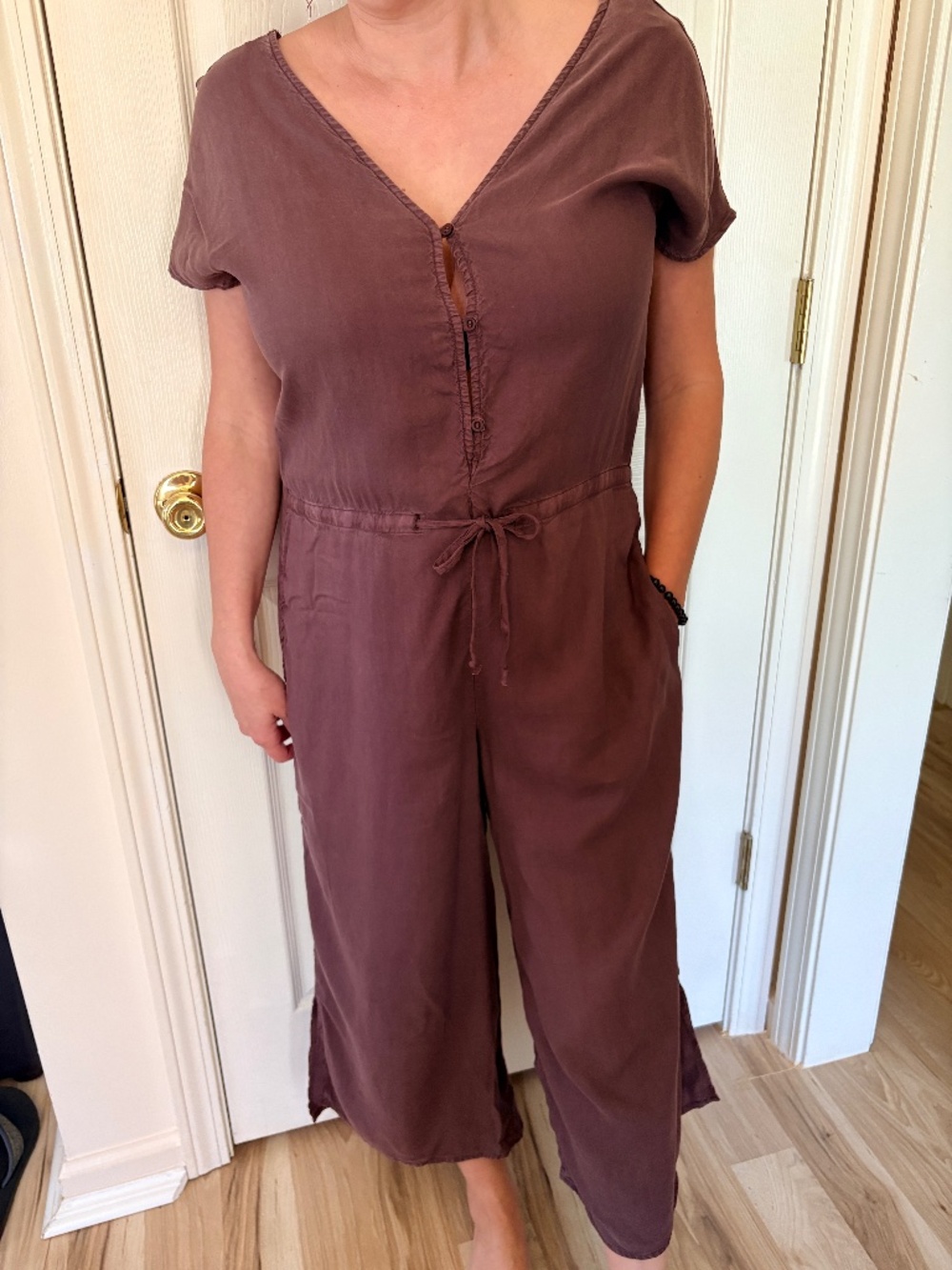 Cloth Stone Jumpsuit , M size , brown color.